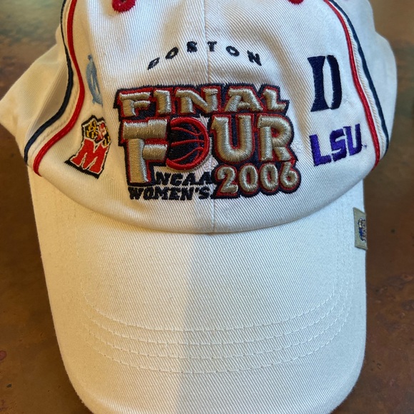 NCAA women’s final four basketball 🏀 souvenir baseball cap with bonus T-shirt! - Picture 5 of 10
